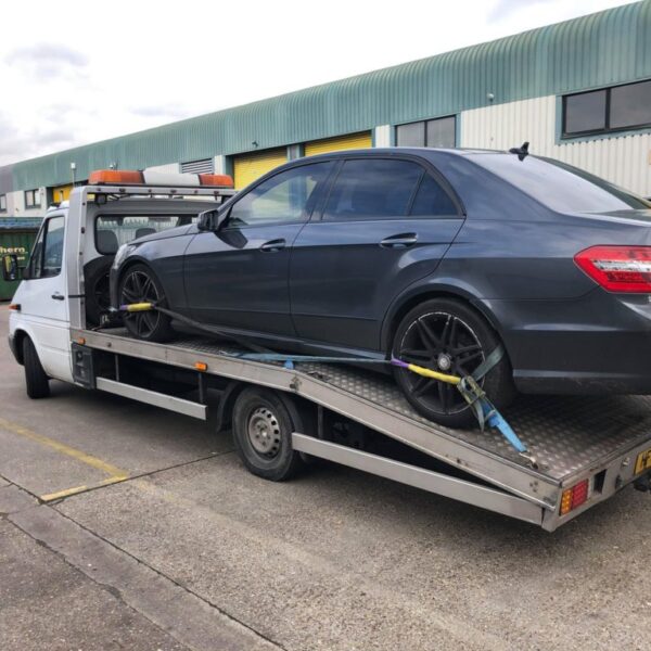 How Brisbane Residents Can Reduce Landfill Waste with Metal Biz Car Recycling